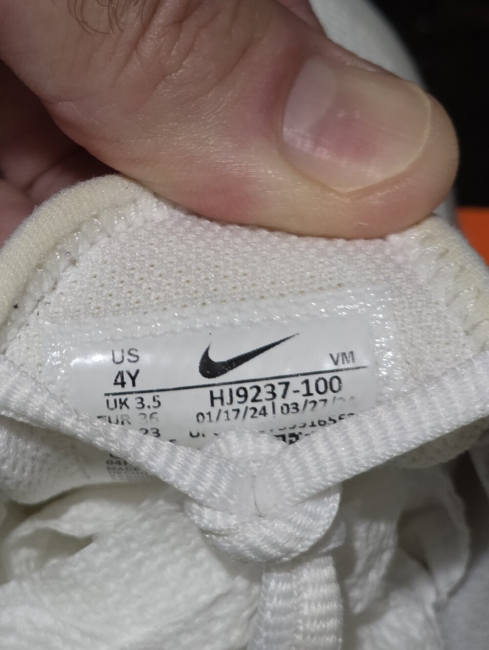 Nike Air Max 270 ♤ Wmns 5.5 / 4Y ♤ HJ9237-100 - Picture 5 of 6